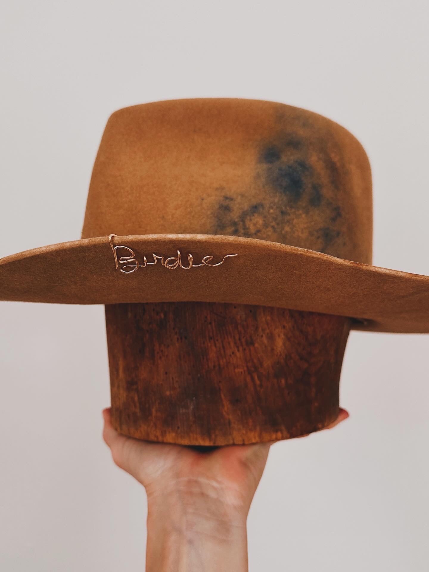 Custom Gold Wire Hat Pin