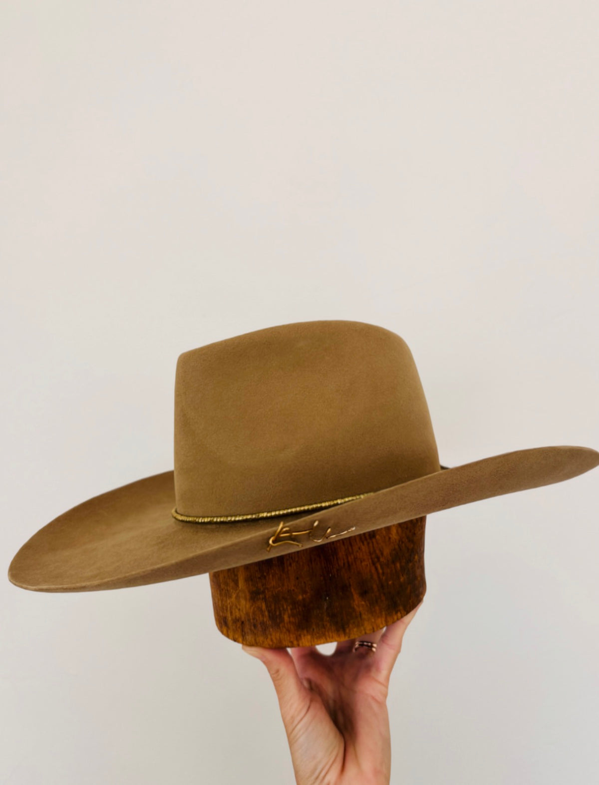Custom Commission - The Cali
